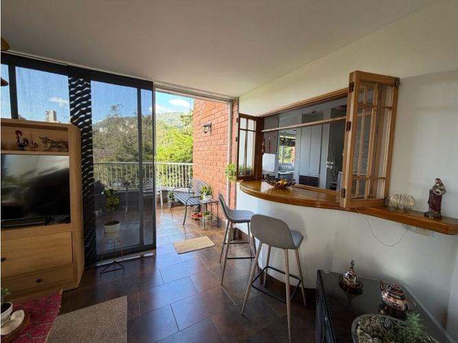 Apartamento de 3 alcobas en venta en San Lucas, Medellín, 182 m² · foto 9 de 24