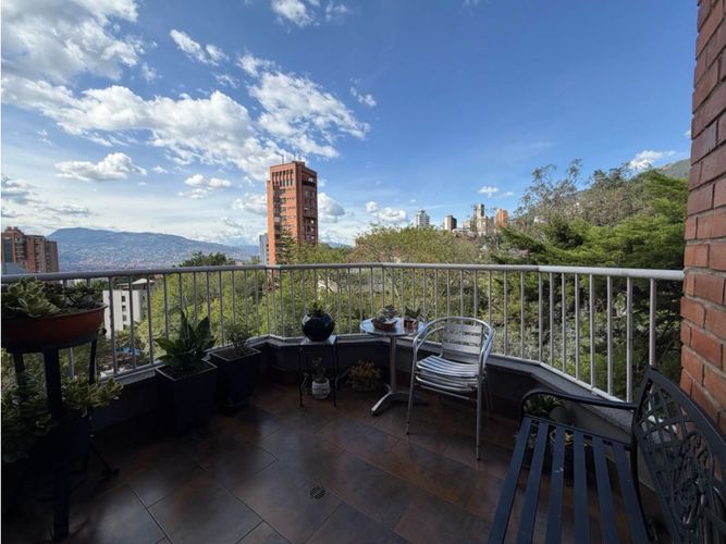 Apartamento de 3 alcobas en venta en San Lucas, Medellín, 182 m² · foto 10 de 24
