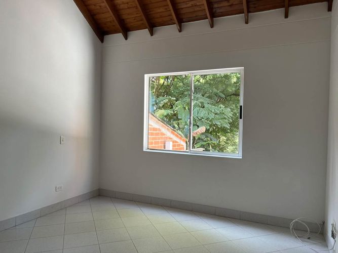 Casa de 4 alcobas en venta en El Poblado, Medellín, 175 m² · foto 8 de 20