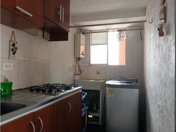 Apartamento de 3 alcobas en venta en Conjunto Residencial Abundara, Madrid, 56 m² · foto 5 de 14