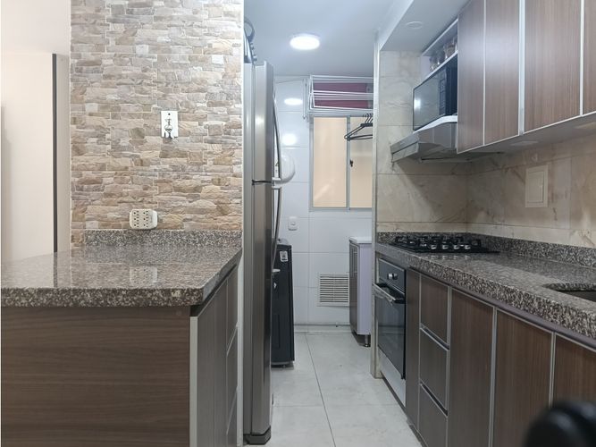 Apartamento de 3 alcobas en venta en Conjunto Residencial Abundara, Madrid, 58 m² · foto 2 de 11