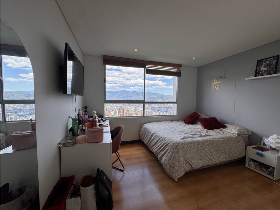 Apartamento en venta en El Tesoro, Medellín · foto 13 de 19