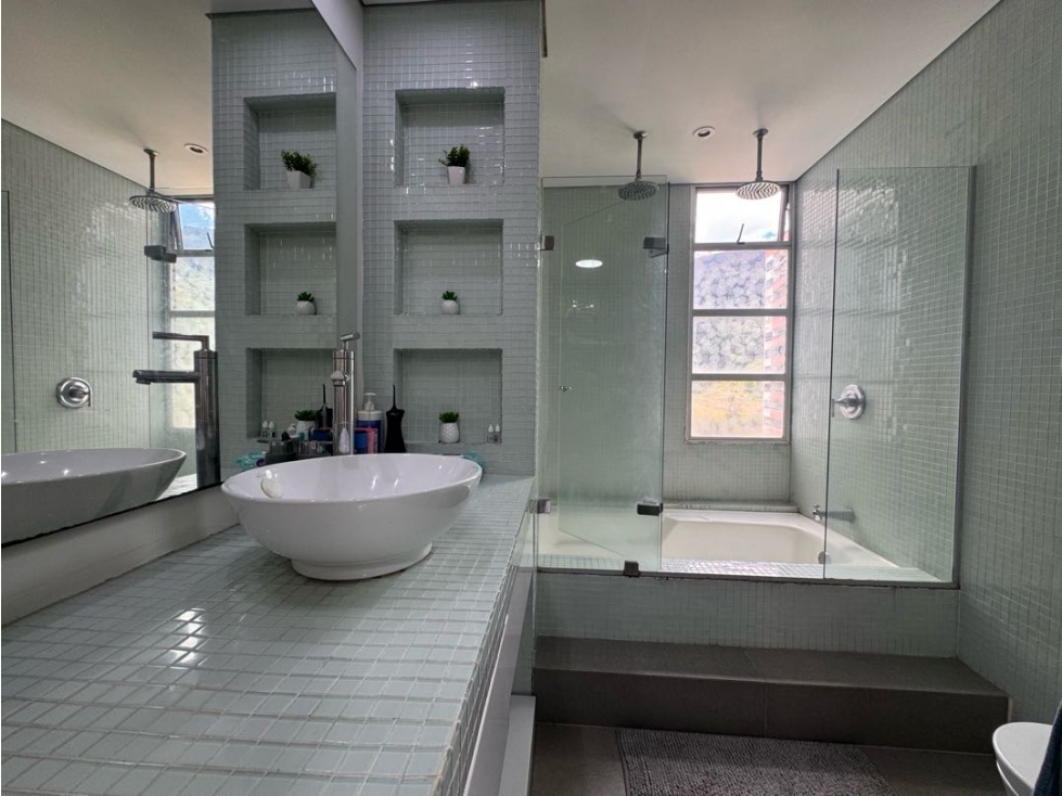 Apartamento en venta en El Tesoro, Medellín · foto 16 de 19