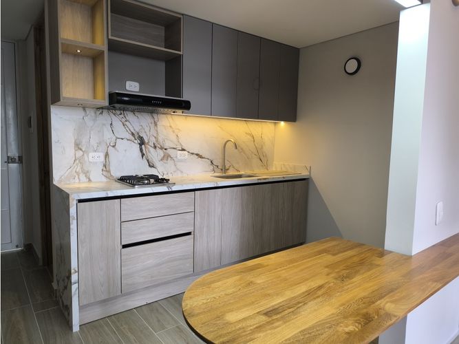 Apartaestudio en venta en Las Nieves, Bogotá, 26 m² · foto 2 de 14