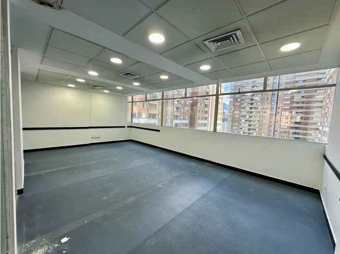 Oficina en arriendo en Ciudad Del Río, Medellín, 507 m² · foto 5 de 17