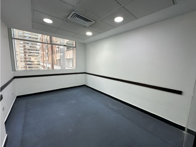 Oficina en arriendo en Ciudad Del Río, Medellín, 507 m² · foto 8 de 17