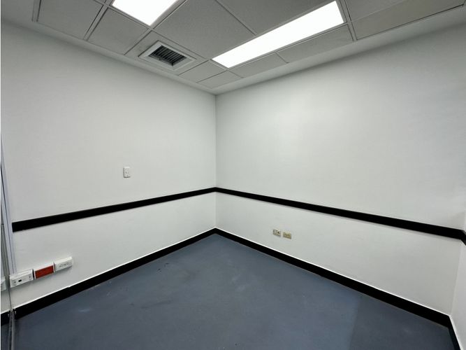 Oficina en arriendo en Ciudad Del Río, Medellín, 507 m² · foto 9 de 17