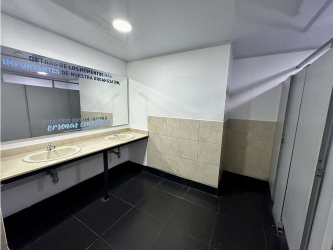 Oficina en arriendo en Ciudad Del Río, Medellín, 507 m² · foto 14 de 17