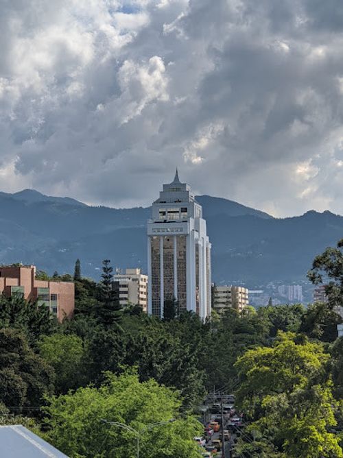Oficina en arriendo en Santa Maria De Los Angeles, Medellín, 42 m² · foto 2 de 10