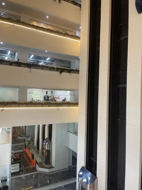 Oficina en arriendo en Santa Maria De Los Angeles, Medellín, 42 m² · foto 10 de 10