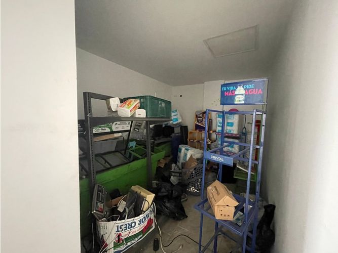 Local en venta en San Martin, Floridablanca, 250 m² · foto 4 de 13
