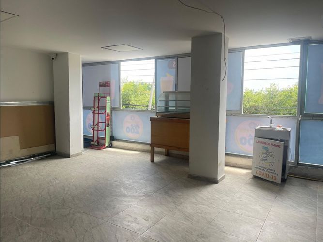 Local en venta en San Martin, Floridablanca, 250 m² · foto 9 de 13