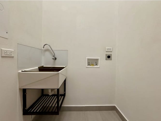 Apartaestudio en venta en Chico Norte, Bogotá, 58 m² · foto 4 de 24