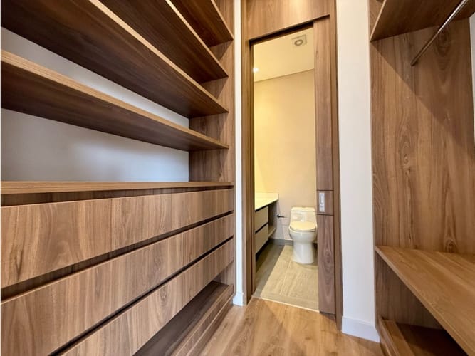 Apartaestudio en venta en Chico Norte, Bogotá, 58 m² · foto 10 de 24