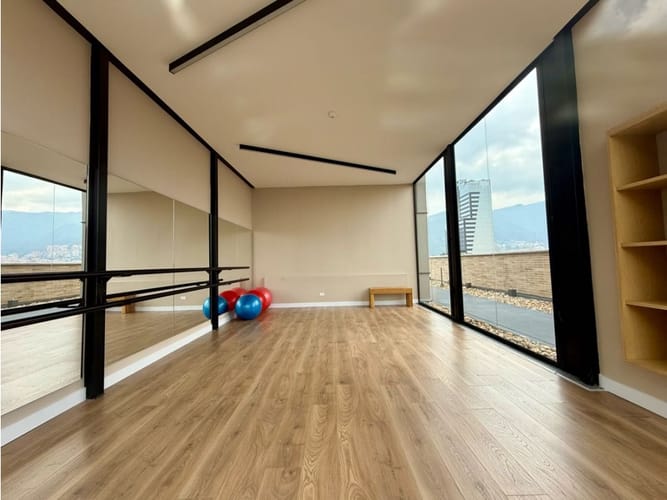 Apartaestudio en venta en Chico Norte, Bogotá, 58 m² · foto 15 de 24