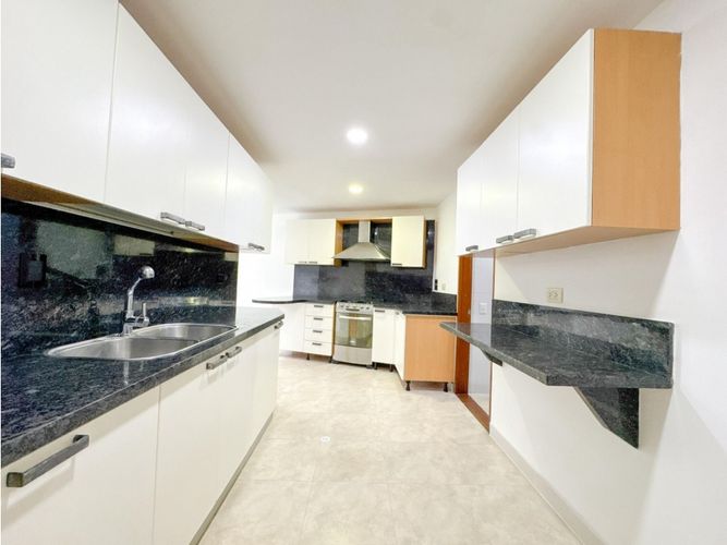 Casa de 4 alcobas en venta en Cabecera Del Llano, Bucaramanga, 175 m² · foto 7 de 24