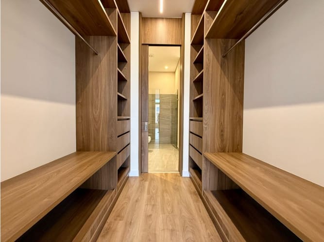 Apartaestudio en venta en Chico Norte, Bogotá, 78 m² · foto 8 de 21