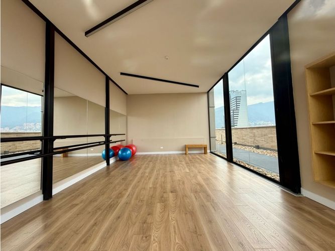 Apartaestudio en venta en Chico Norte, Bogotá, 78 m² · foto 13 de 21