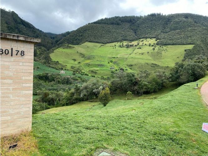 Lote en venta en Vereda El Salitre, La Calera, 1533 m² · foto 2 de 20