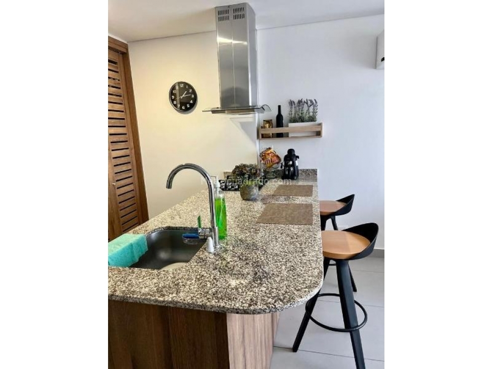 Apartamento en venta en Rodadero Sur, Santa Marta · foto 4 de 18