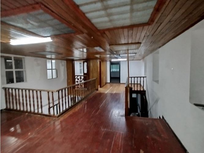Casa de 20 alcobas en arriendo en Sector Plaza De Bolivar, Pereira, 900 m² · foto 17 de 21