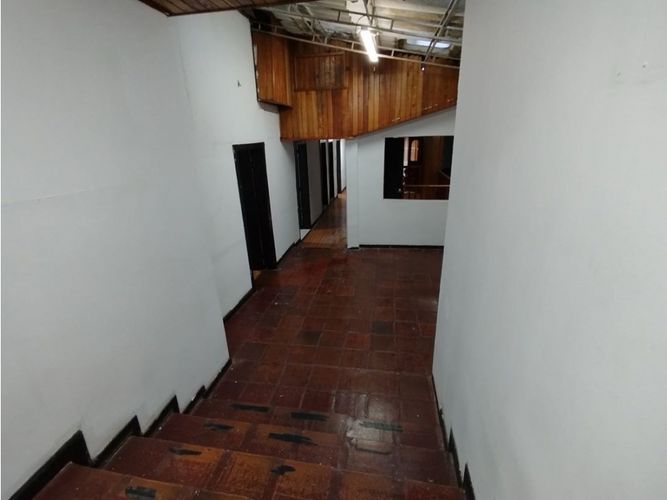 Casa de 20 alcobas en arriendo en Sector Plaza De Bolivar, Pereira, 900 m² · foto 20 de 21