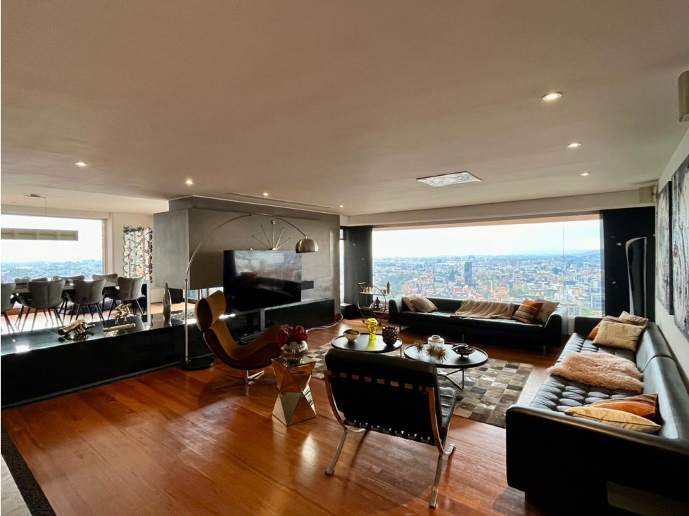 Apartamento en venta en Chicó Alto, Bogotá · foto 2 de 24