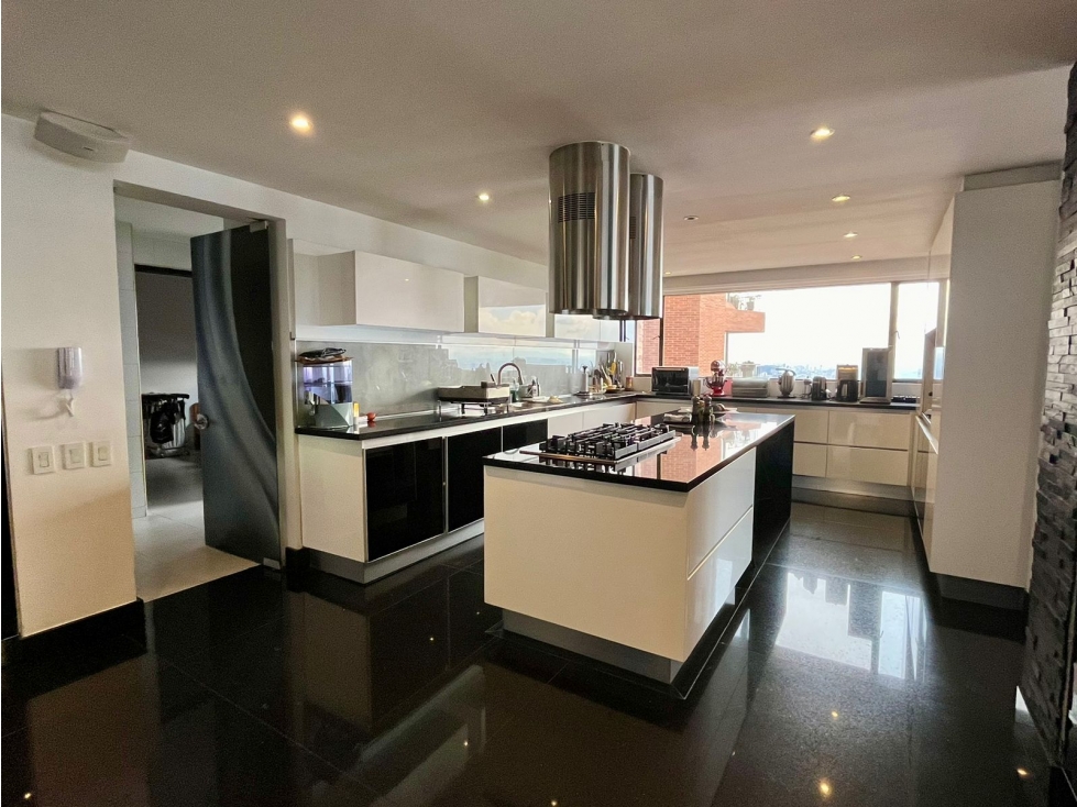 Apartamento en venta en Chicó Alto, Bogotá · foto 17 de 24