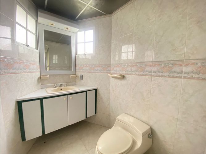 Casa de 5 alcobas en venta en Rio Bamba, Armenia, 315 m² · foto 20 de 23