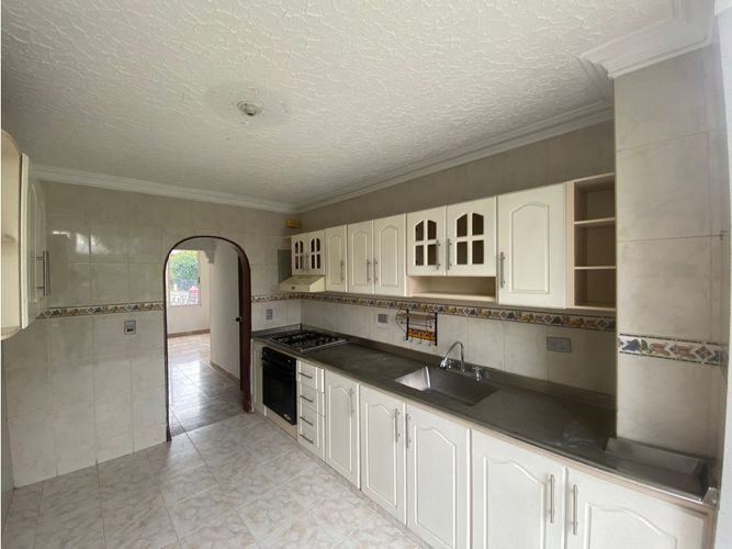 Casa de 5 alcobas en venta en Rio Bamba, Armenia, 315 m² · foto 22 de 23