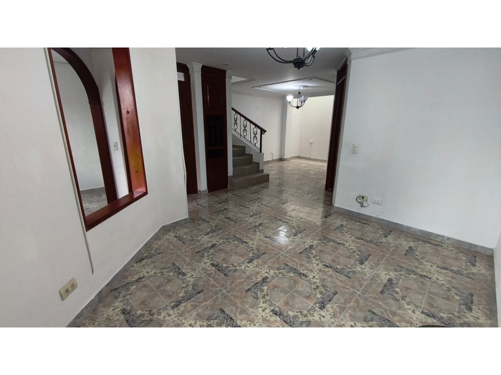 Casa en venta en Avenida Sur, Pereira · foto 3 de 24