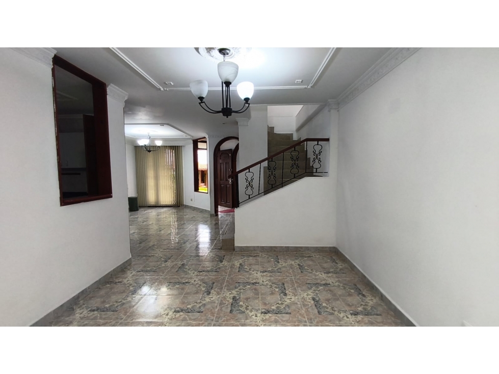 Casa en venta en Avenida Sur, Pereira · foto 8 de 24