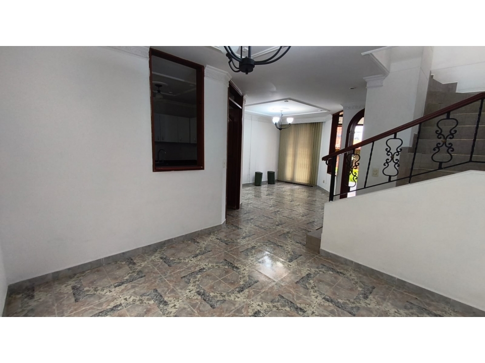 Casa en venta en Avenida Sur, Pereira · foto 9 de 24