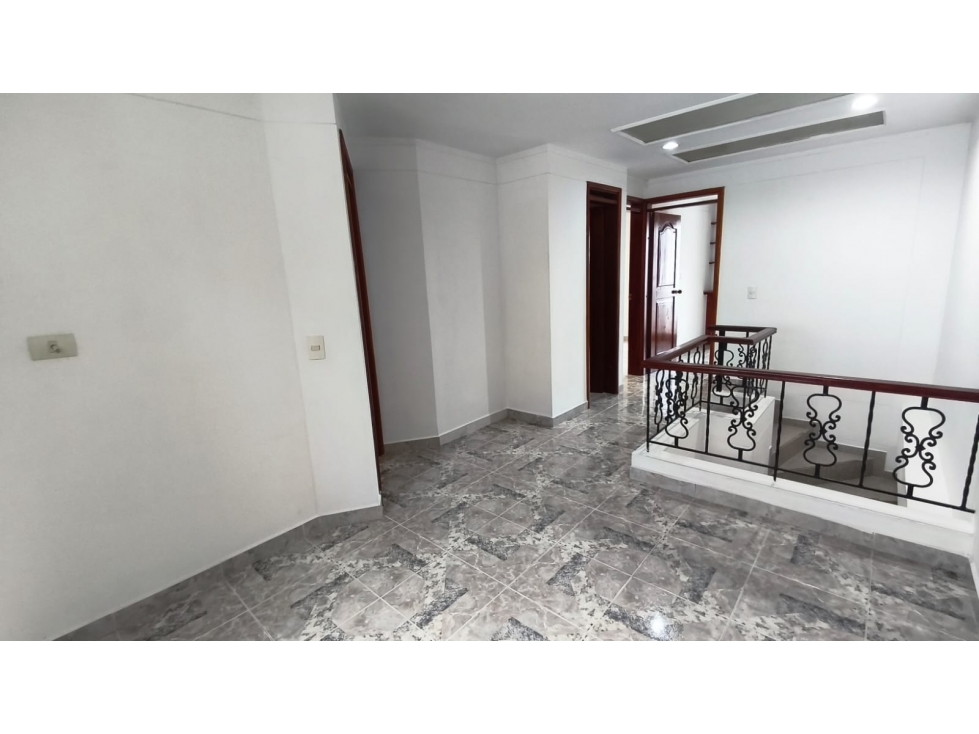 Casa en venta en Avenida Sur, Pereira · foto 18 de 24