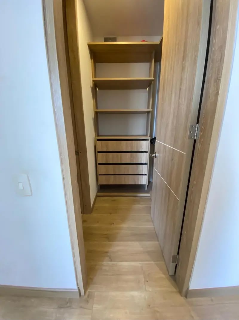 Apartamento en venta en Ciudad Salitre, Bogotá · foto 5 de 13