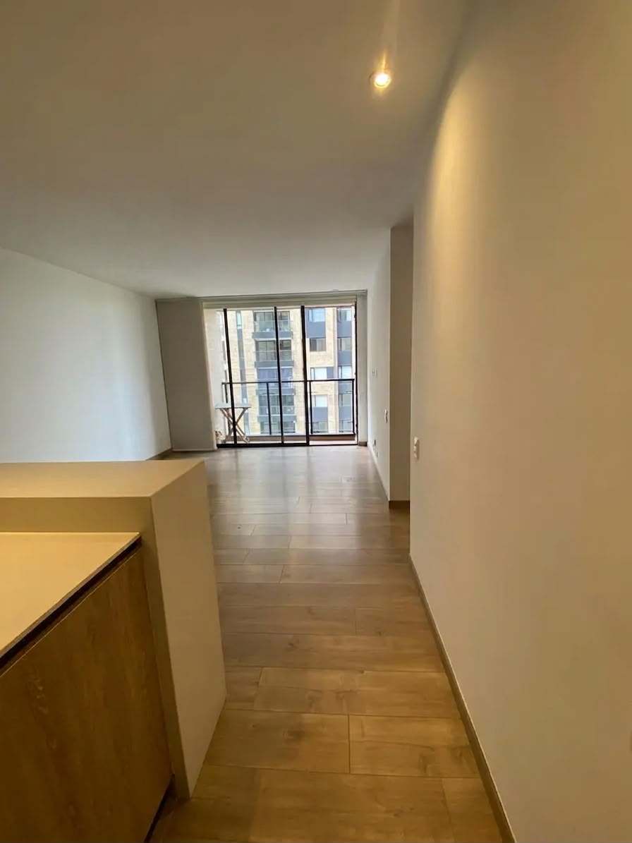 Apartamento en venta en Ciudad Salitre, Bogotá · foto 9 de 13