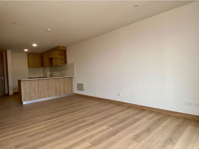 Apartamento en venta en Santa Barbara Central, Bogotá · foto 2 de 13