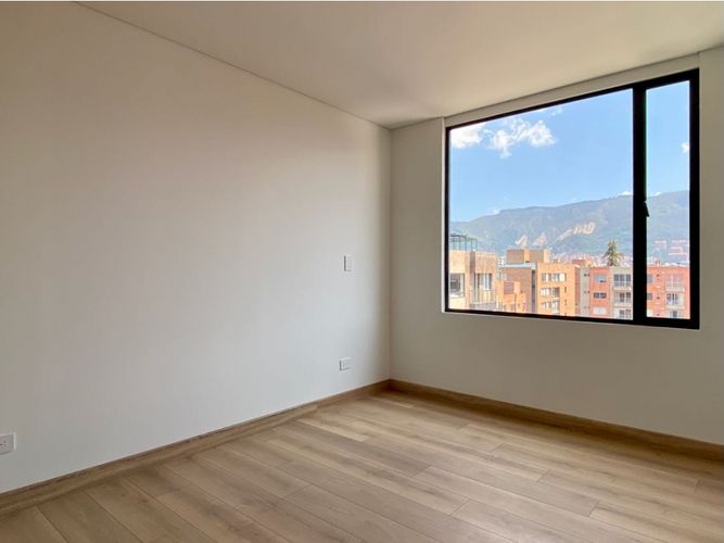 Apartamento en venta en Santa Barbara Central, Bogotá · foto 10 de 13