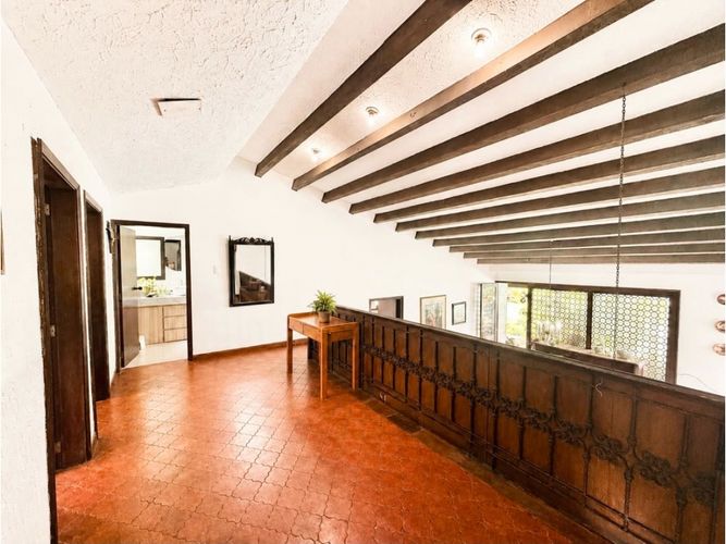 Casa de 4 alcobas en venta en Arboledas, Cali, 385 m² · foto 6 de 16