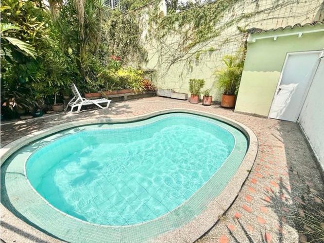 Casa de 4 alcobas en venta en Arboledas, Cali, 385 m² · foto 7 de 16