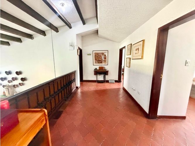 Casa de 4 alcobas en venta en Arboledas, Cali, 385 m² · foto 15 de 16