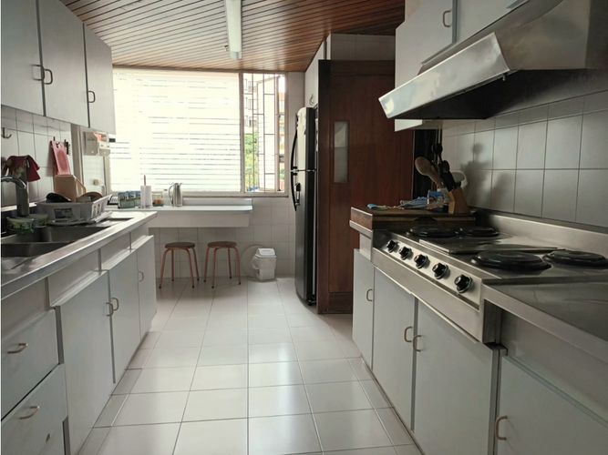 Apartamento de 3 alcobas en venta en El Nogal, Bogotá, 235 m² · foto 6 de 19