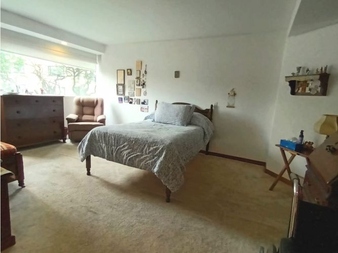 Apartamento de 3 alcobas en venta en El Nogal, Bogotá, 235 m² · foto 8 de 19
