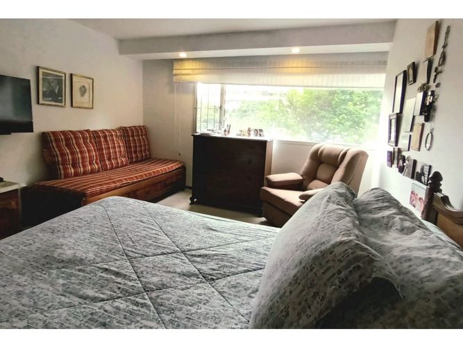 Apartamento de 3 alcobas en venta en El Nogal, Bogotá, 235 m² · foto 13 de 19
