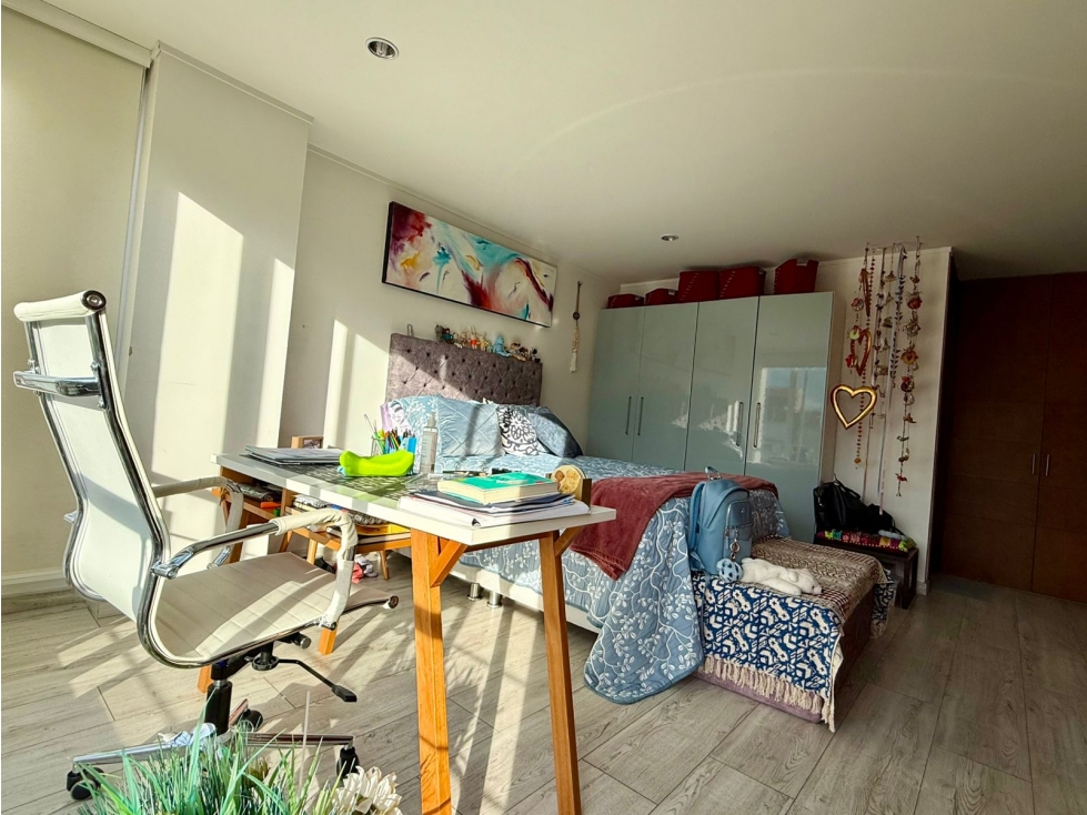 Apartamento en venta en Santa Barbara, Bogotá · foto 10 de 17