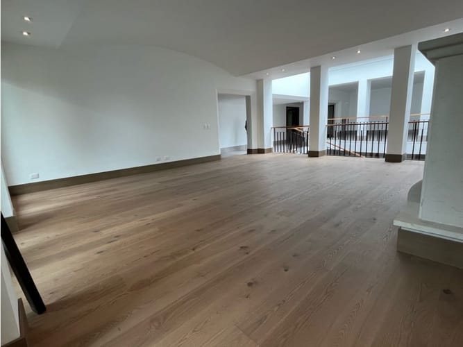 Casa de 3 alcobas en venta en Santa Ana Oriental, Bogotá, 577 m² · foto 3 de 23