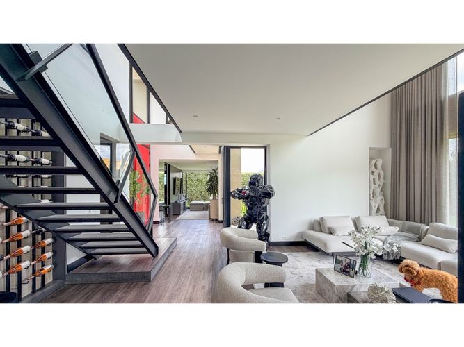 Casa de 4 alcobas en arriendo en Montana, Cota, 224 m² · foto 4 de 24