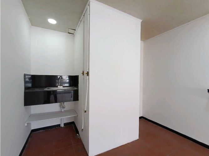 Local en venta en La Argentina, Manizales, 30 m² · foto 10 de 11