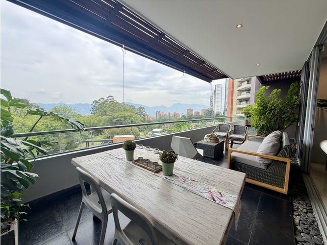 Apartamento de 3 alcobas en venta en Los Balsos, Medellín, 270 m² · foto 6 de 22