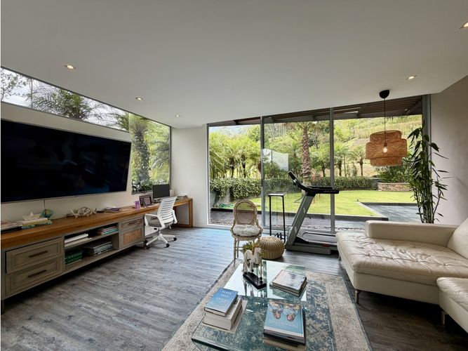 Apartamento de 3 alcobas en venta en Los Balsos, Medellín, 270 m² · foto 11 de 22
